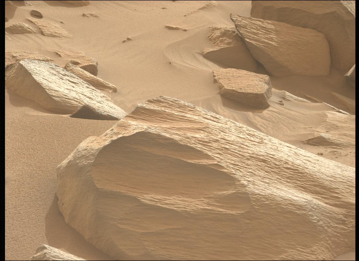 This image was taken by MCZ_LEFT onboard NASA's Mars rover Perseverance on Sol 1139