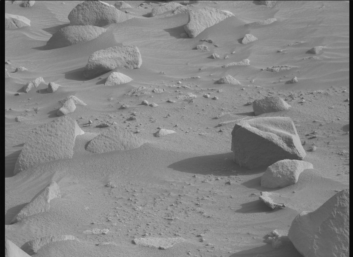 This image was taken by MCZ_RIGHT onboard NASA's Mars rover Perseverance on Sol 1139