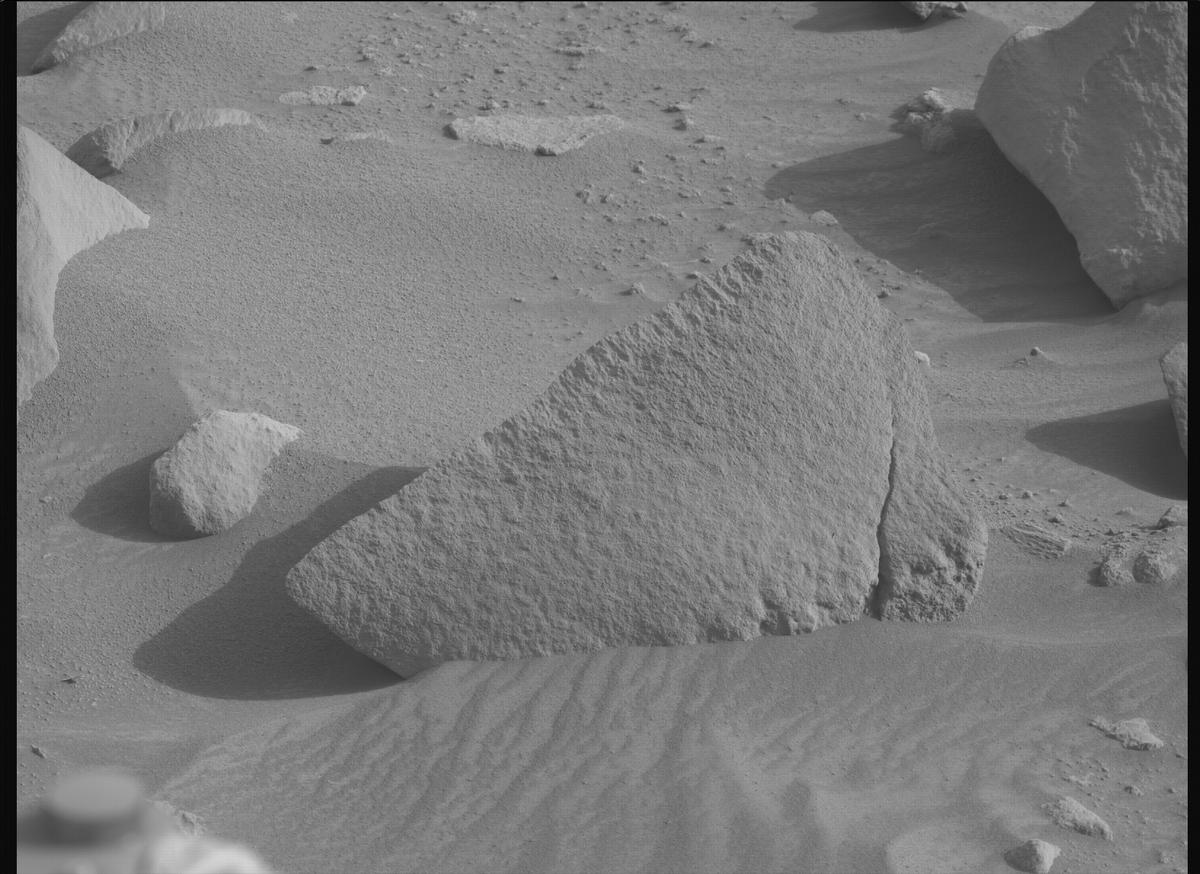 This image was taken by MCZ_RIGHT onboard NASA's Mars rover Perseverance on Sol 1139