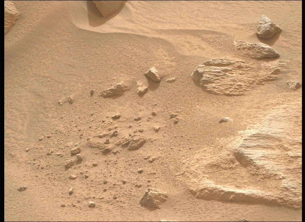 This image was taken by MCZ_RIGHT onboard NASA's Mars rover Perseverance on Sol 1139