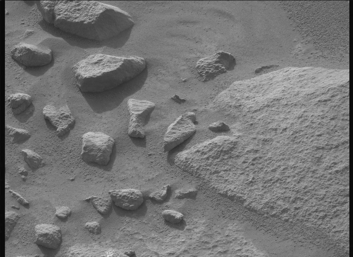 This image was taken by MCZ_RIGHT onboard NASA's Mars rover Perseverance on Sol 1139