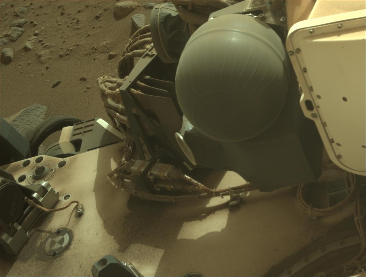This image was taken by NAVCAM_RIGHT onboard NASA's Mars rover Perseverance on Sol 1140