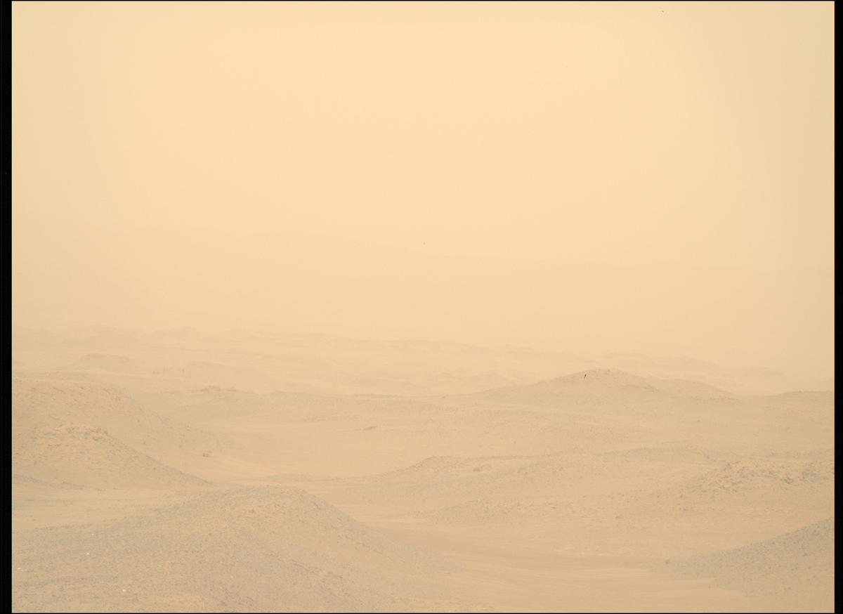 This image was taken by MCZ_RIGHT onboard NASA's Mars rover Perseverance on Sol 1140
