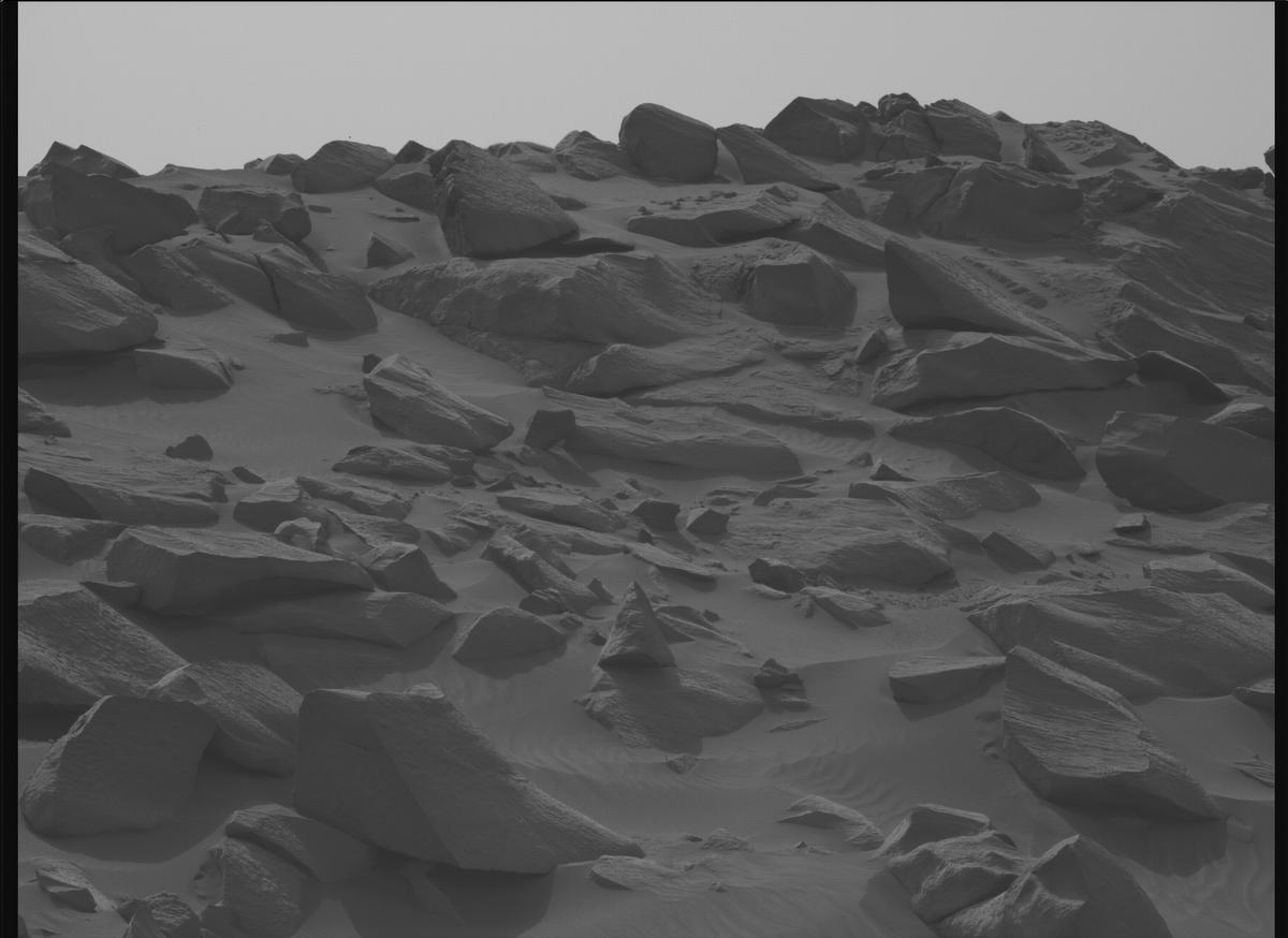 This image was taken by MCZ_LEFT onboard NASA's Mars rover Perseverance on Sol 1141