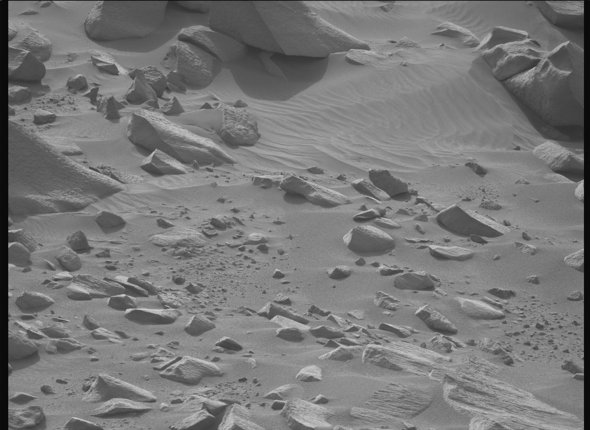 This image was taken by MCZ_LEFT onboard NASA's Mars rover Perseverance on Sol 1141