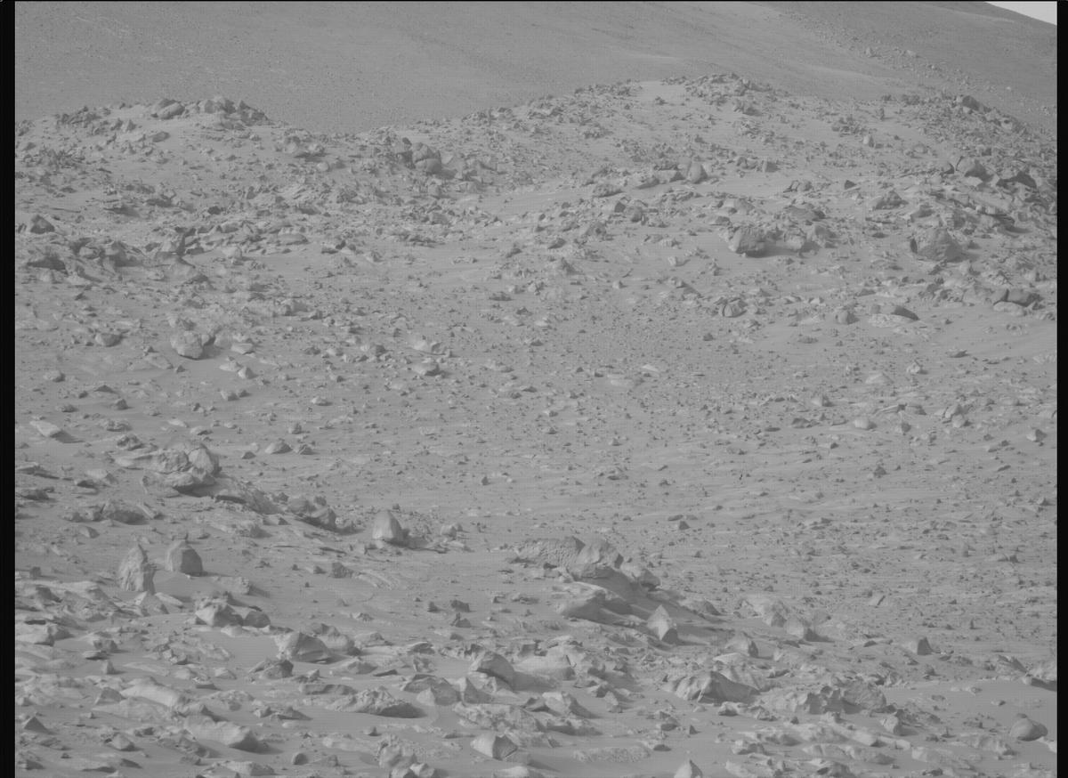 This image was taken by MCZ_RIGHT onboard NASA's Mars rover Perseverance on Sol 1141