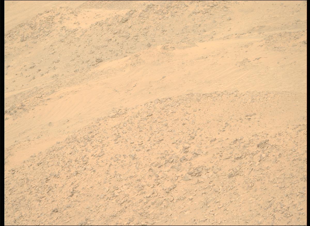 This image was taken by MCZ_RIGHT onboard NASA's Mars rover Perseverance on Sol 1144
