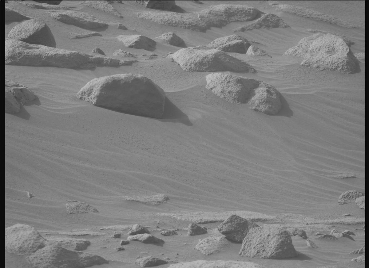 This image was taken by MCZ_RIGHT onboard NASA's Mars rover Perseverance on Sol 1144