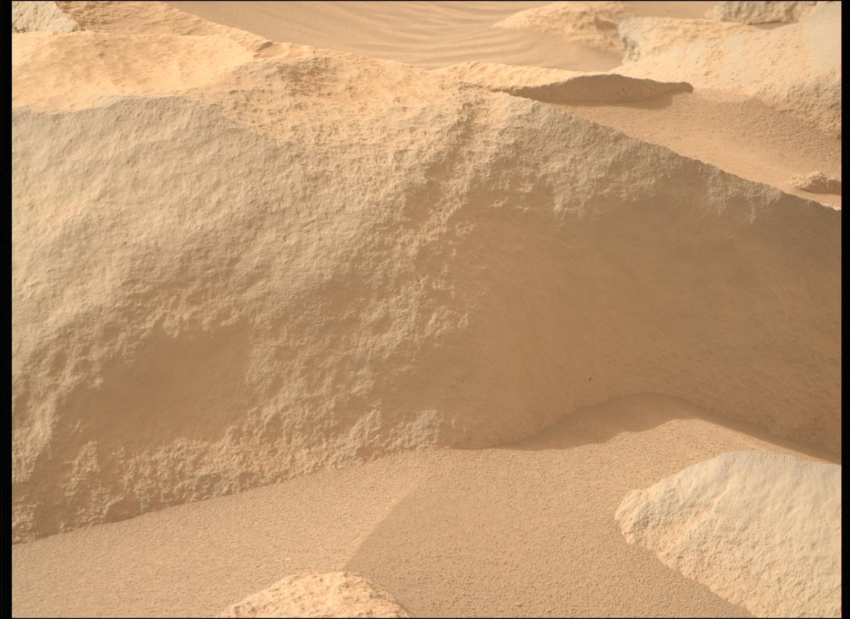 This image was taken by MCZ_RIGHT onboard NASA's Mars rover Perseverance on Sol 1144