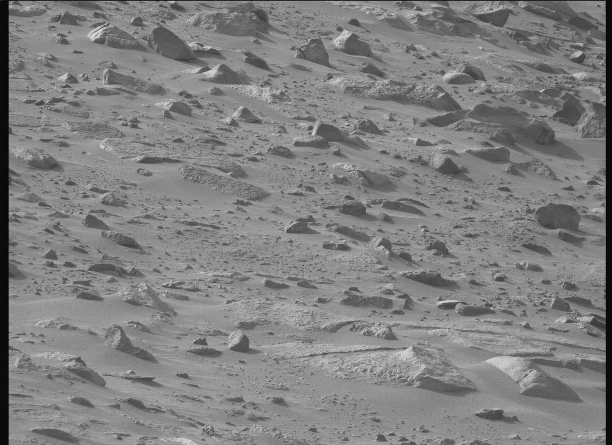 This image was taken by MCZ_RIGHT onboard NASA's Mars rover Perseverance on Sol 1144