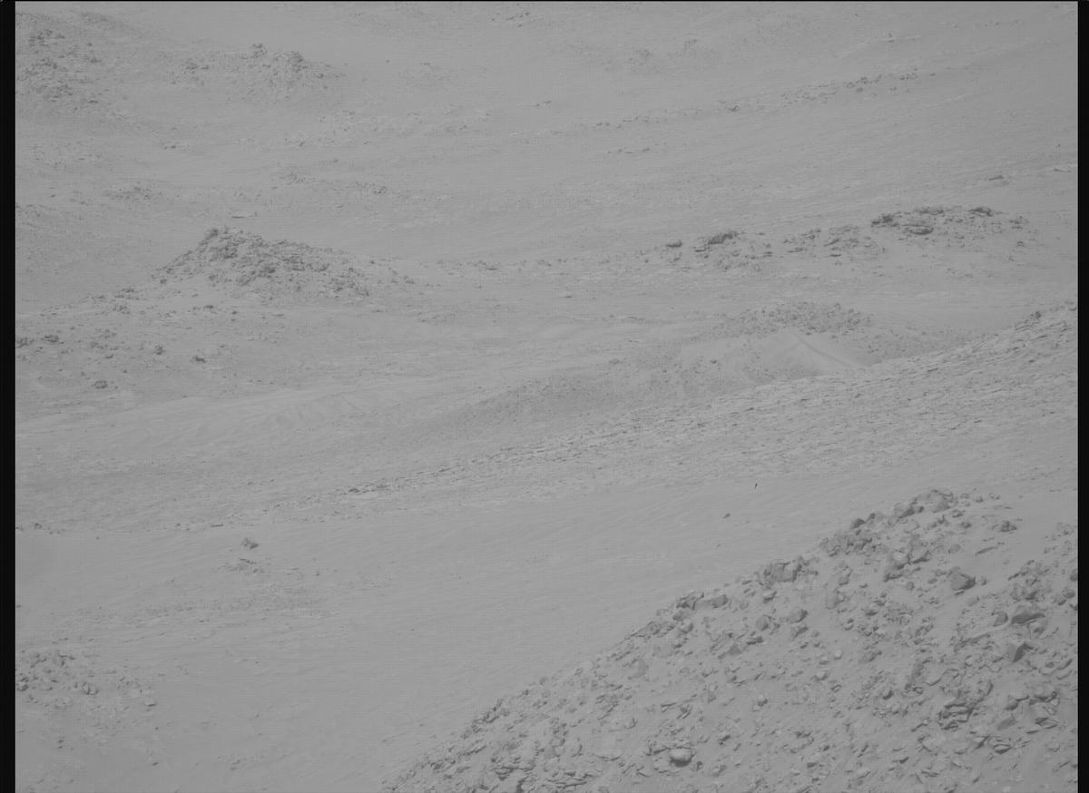This image was taken by MCZ_RIGHT onboard NASA's Mars rover Perseverance on Sol 1146