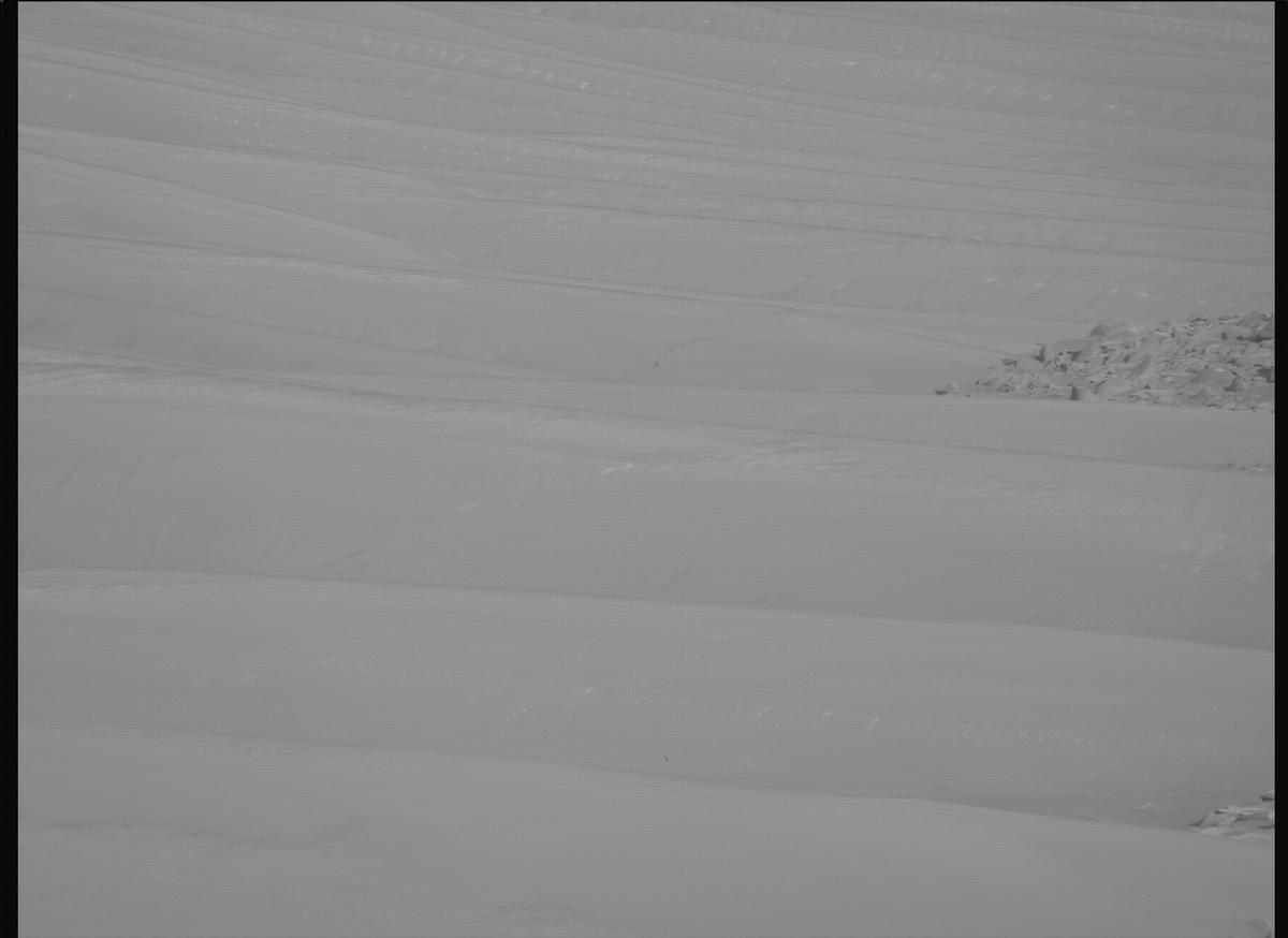 This image was taken by MCZ_LEFT onboard NASA's Mars rover Perseverance on Sol 1152