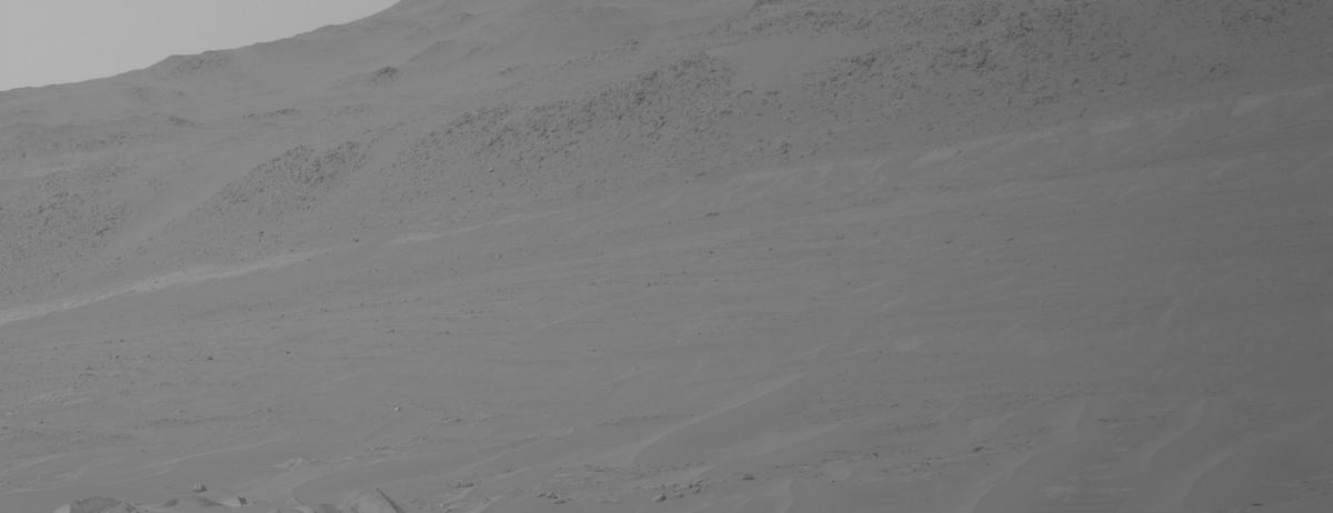 This image was taken by NAVCAM_RIGHT onboard NASA's Mars rover Perseverance on Sol 1153