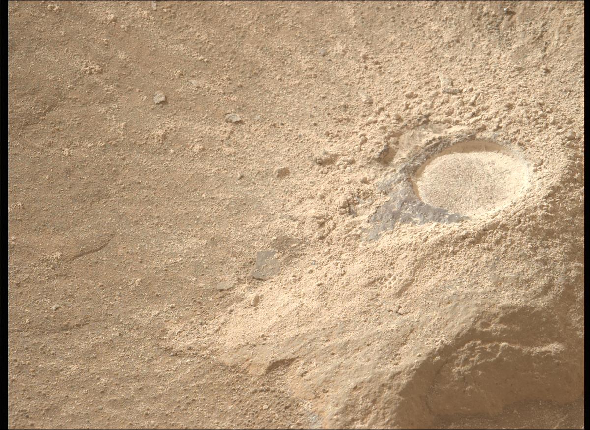 This image was taken by MCZ_LEFT onboard NASA's Mars rover Perseverance on Sol 1154