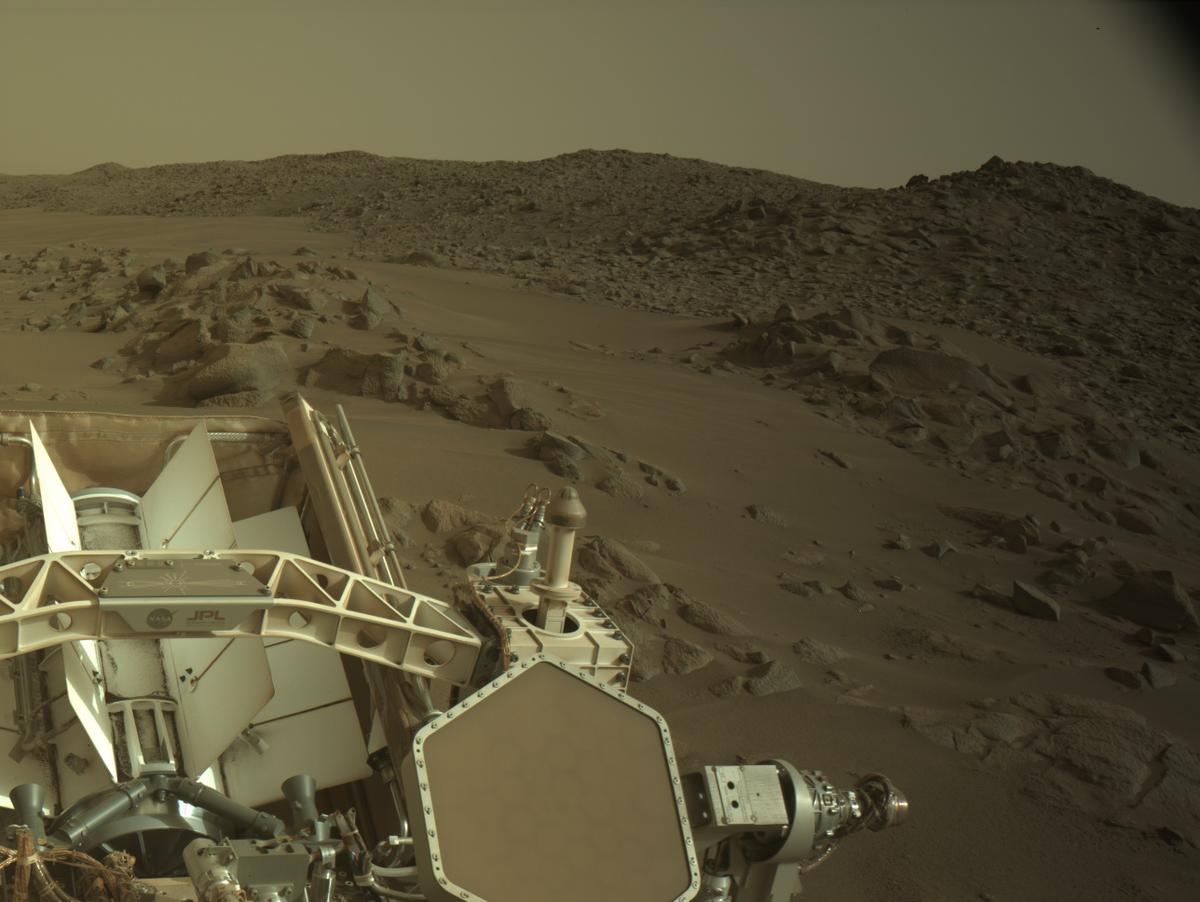 This image was taken by NAVCAM_RIGHT onboard NASA's Mars rover Perseverance on Sol 1159