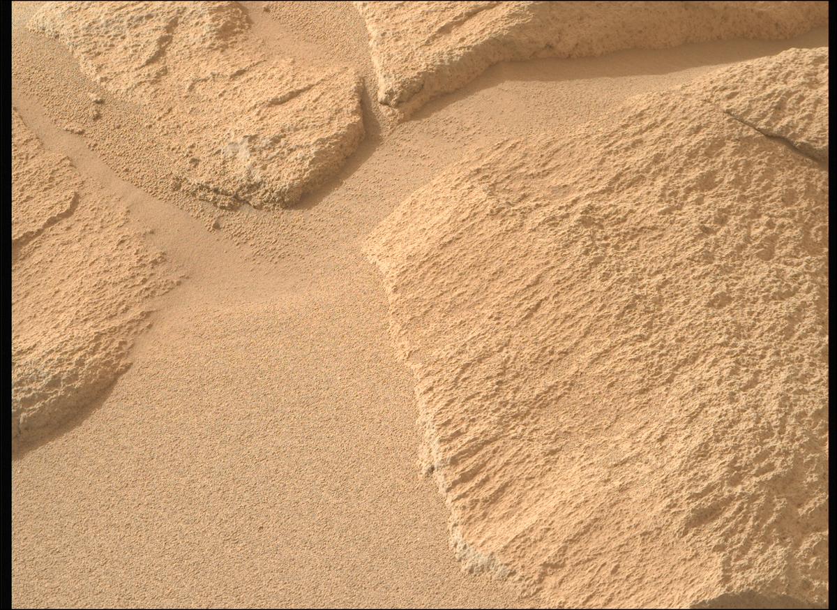 This image was taken by MCZ_RIGHT onboard NASA's Mars rover Perseverance on Sol 1159