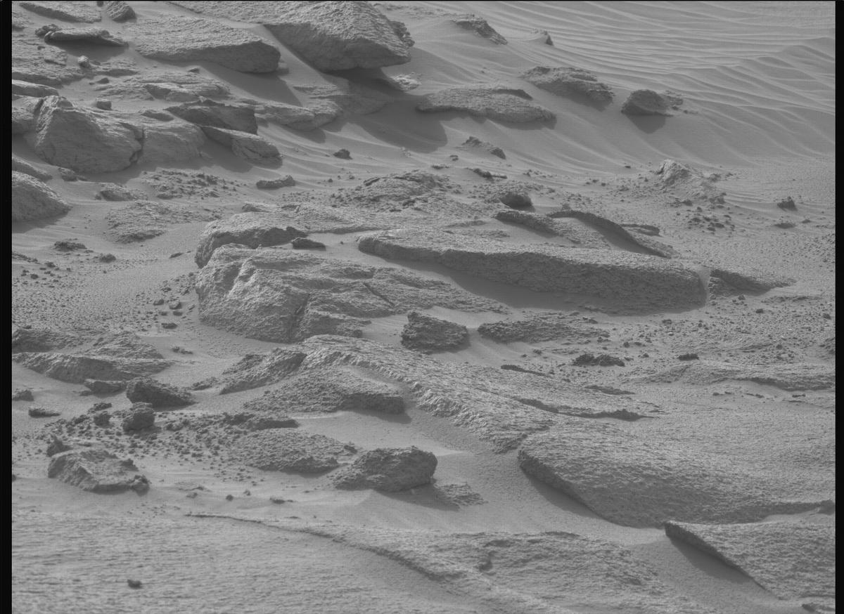 This image was taken by MCZ_LEFT onboard NASA's Mars rover Perseverance on Sol 1161