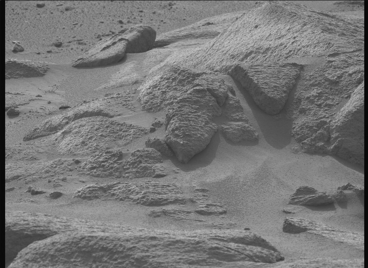 This image was taken by MCZ_LEFT onboard NASA's Mars rover Perseverance on Sol 1161