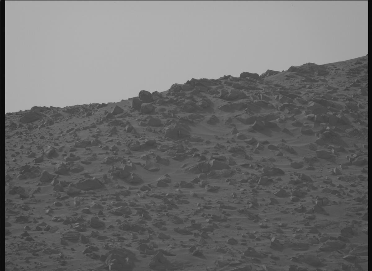 This image was taken by MCZ_RIGHT onboard NASA's Mars rover Perseverance on Sol 1168