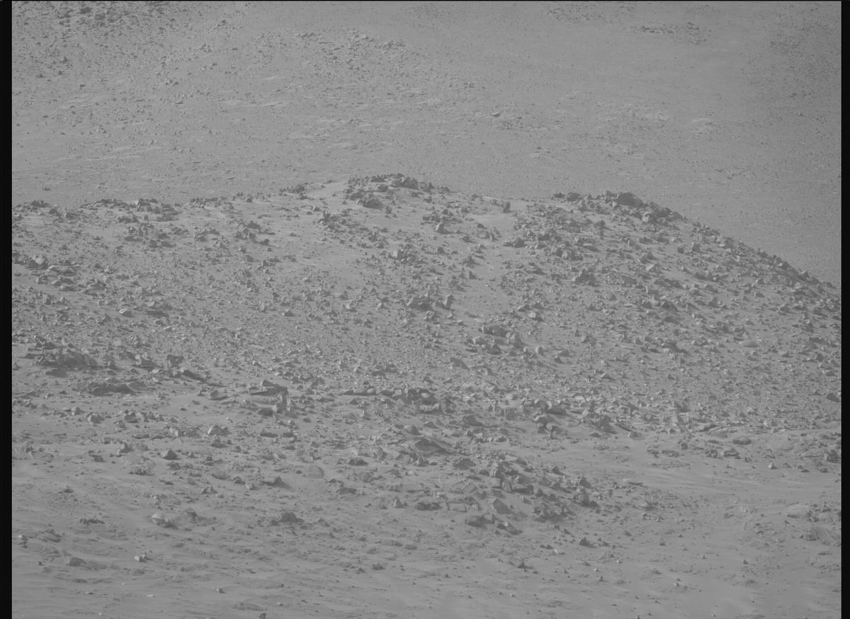 This image was taken by MCZ_RIGHT onboard NASA's Mars rover Perseverance on Sol 1168
