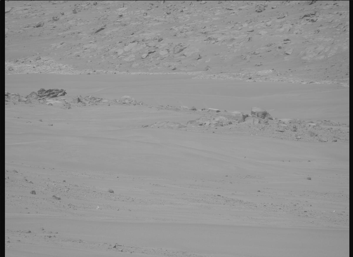 This image was taken by MCZ_RIGHT onboard NASA's Mars rover Perseverance on Sol 1168
