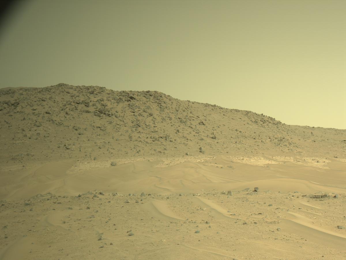 This image was taken by NAVCAM_RIGHT onboard NASA's Mars rover Perseverance on Sol 1171