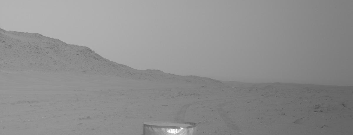 This image was taken by NAVCAM_RIGHT onboard NASA's Mars rover Perseverance on Sol 1174
