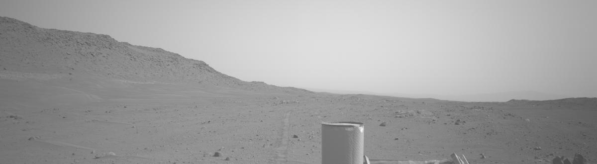 This image was taken by NAVCAM_LEFT onboard NASA's Mars rover Perseverance on Sol 1175