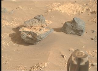 View image taken on Mars, Mars Perseverance Sol 1176: Right Mastcam-Z Camera