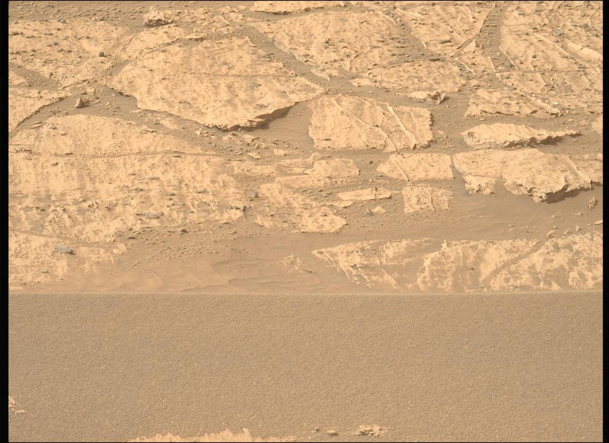This image was taken by MCZ_LEFT onboard NASA's Mars rover Perseverance on Sol 1178