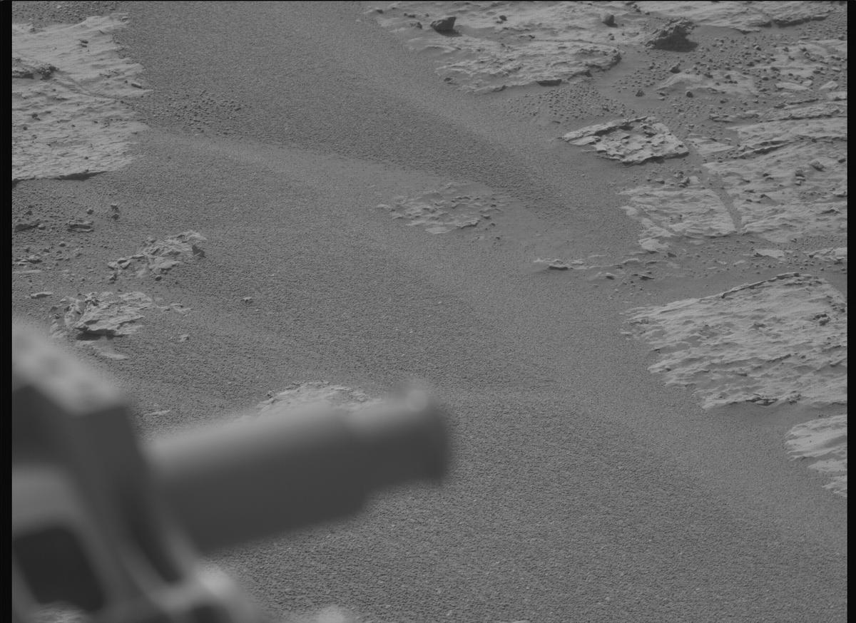 This image was taken by MCZ_LEFT onboard NASA's Mars rover Perseverance on Sol 1178