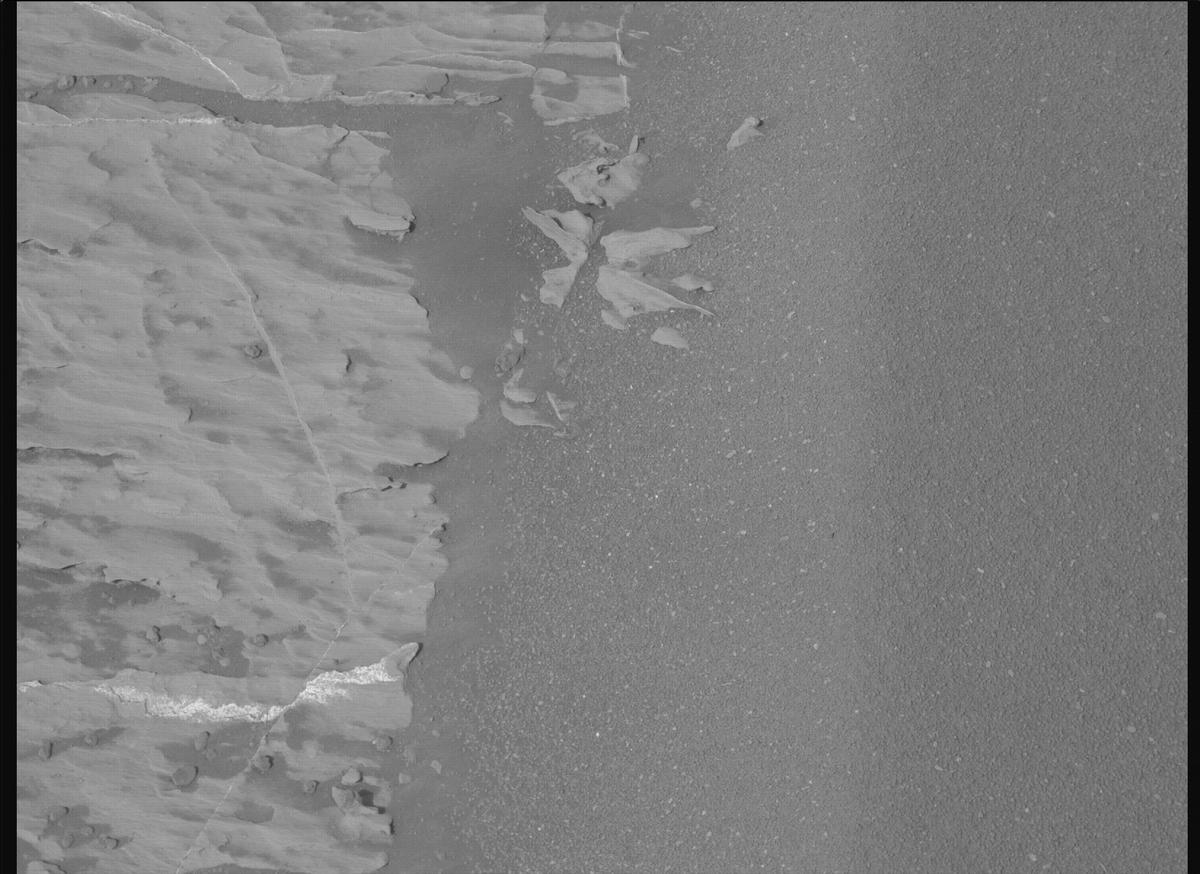 This image was taken by MCZ_RIGHT onboard NASA's Mars rover Perseverance on Sol 1178