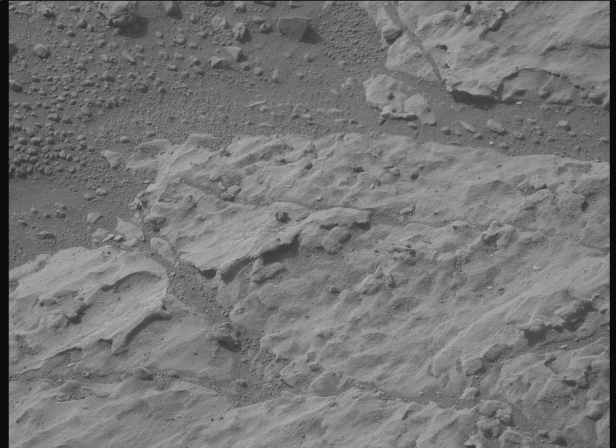 This image was taken by MCZ_RIGHT onboard NASA's Mars rover Perseverance on Sol 1180