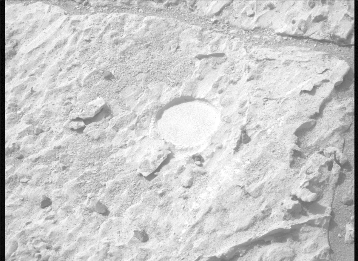 This image was taken by MCZ_RIGHT onboard NASA's Mars rover Perseverance on Sol 1180