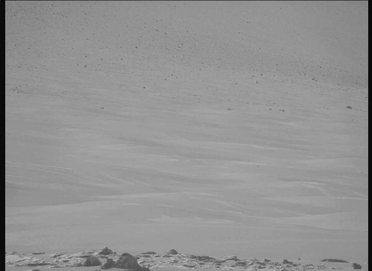 This image was taken by MCZ_RIGHT onboard NASA's Mars rover Perseverance on Sol 1181