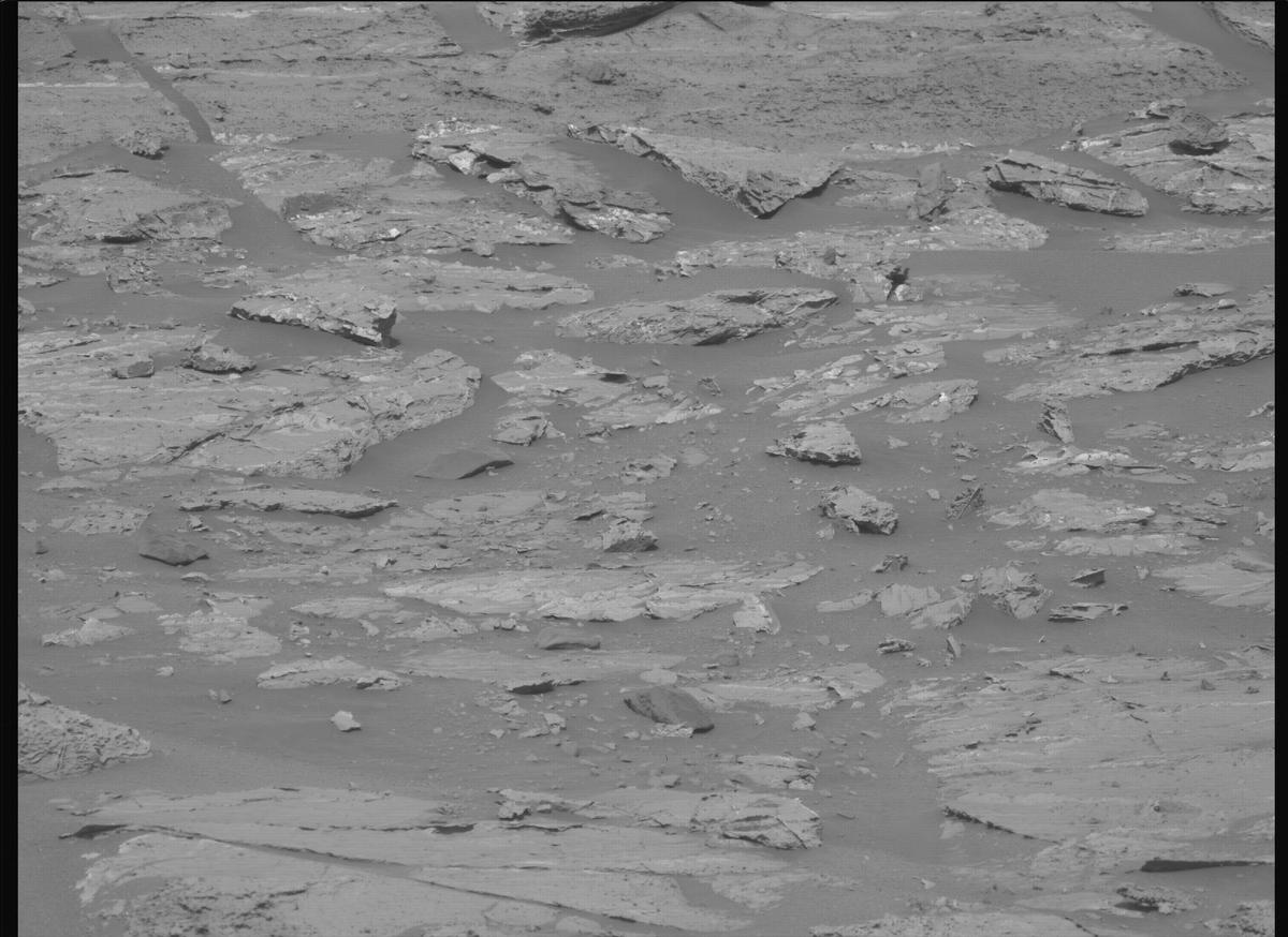 This image was taken by MCZ_LEFT onboard NASA's Mars rover Perseverance on Sol 1182