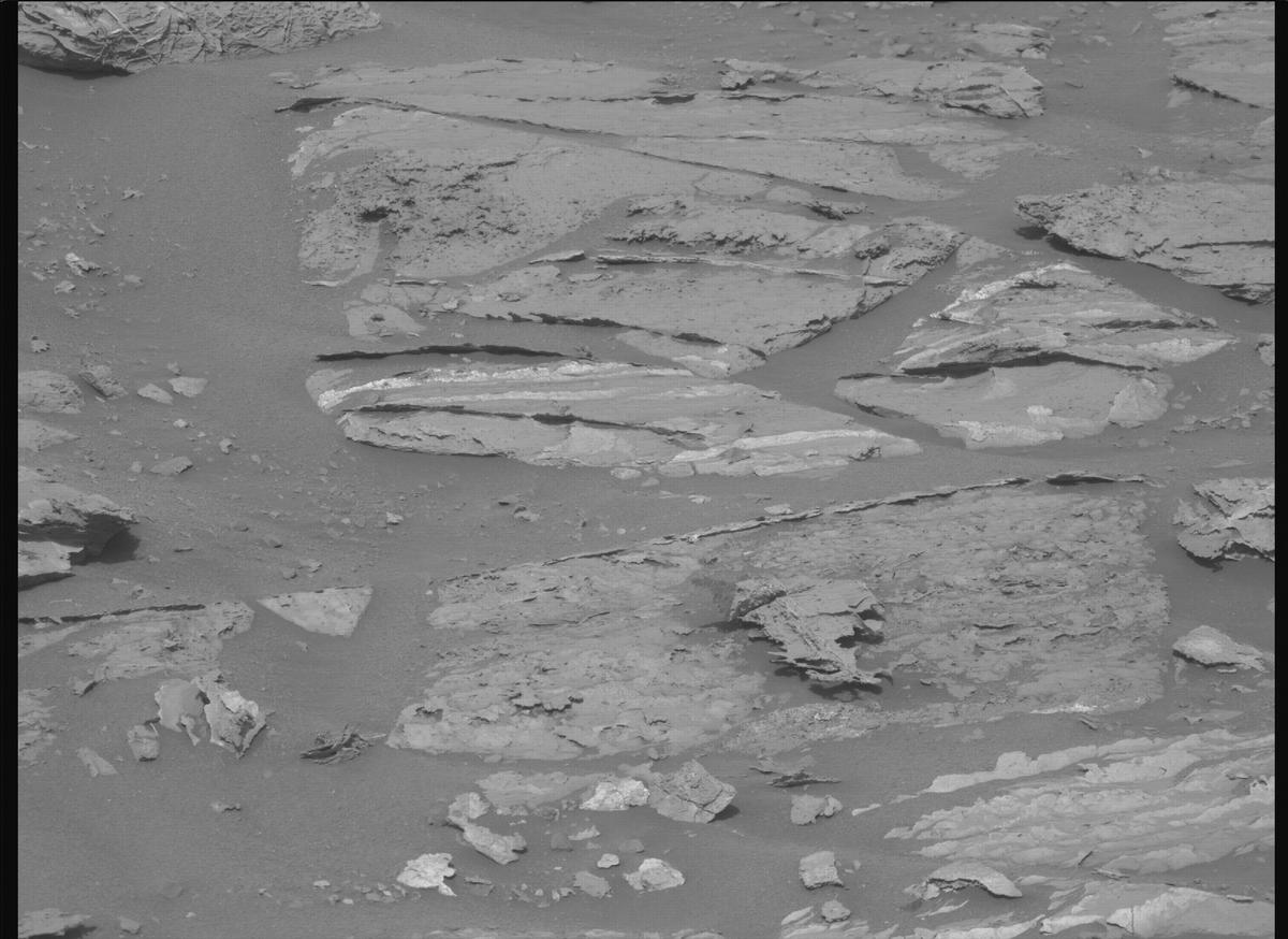 This image was taken by MCZ_RIGHT onboard NASA's Mars rover Perseverance on Sol 1182