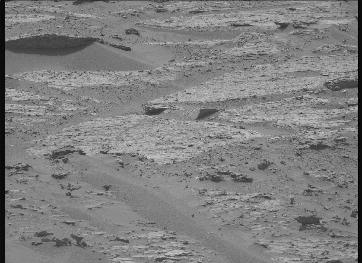 This image was taken by MCZ_LEFT onboard NASA's Mars rover Perseverance on Sol 1183