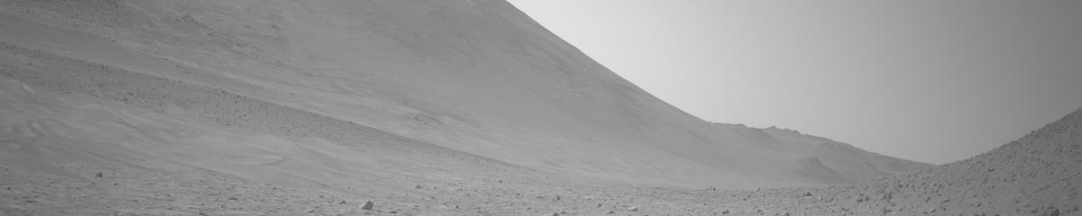This image was taken by NAVCAM_LEFT onboard NASA's Mars rover Perseverance on Sol 1185