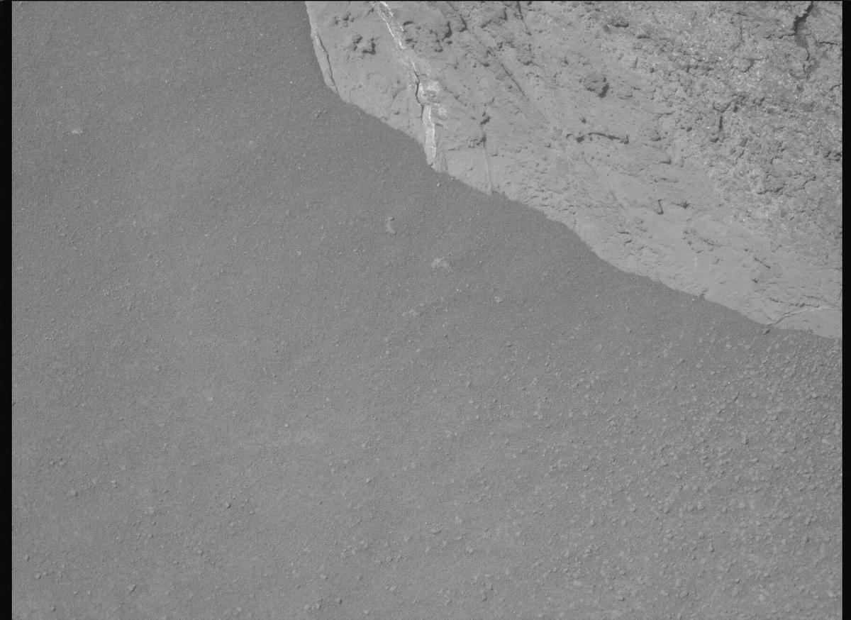 This image was taken by MCZ_LEFT onboard NASA's Mars rover Perseverance on Sol 1185