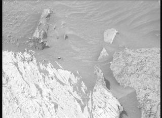 View image taken on Mars, Mars Perseverance Sol 1186: Left Mastcam-Z Camera