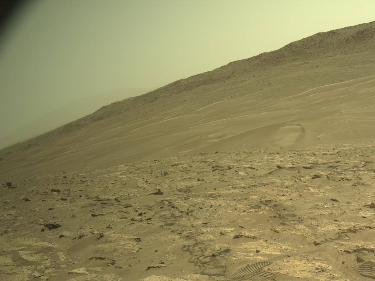 This image was taken by NAVCAM_LEFT onboard NASA's Mars rover Perseverance on Sol 1195