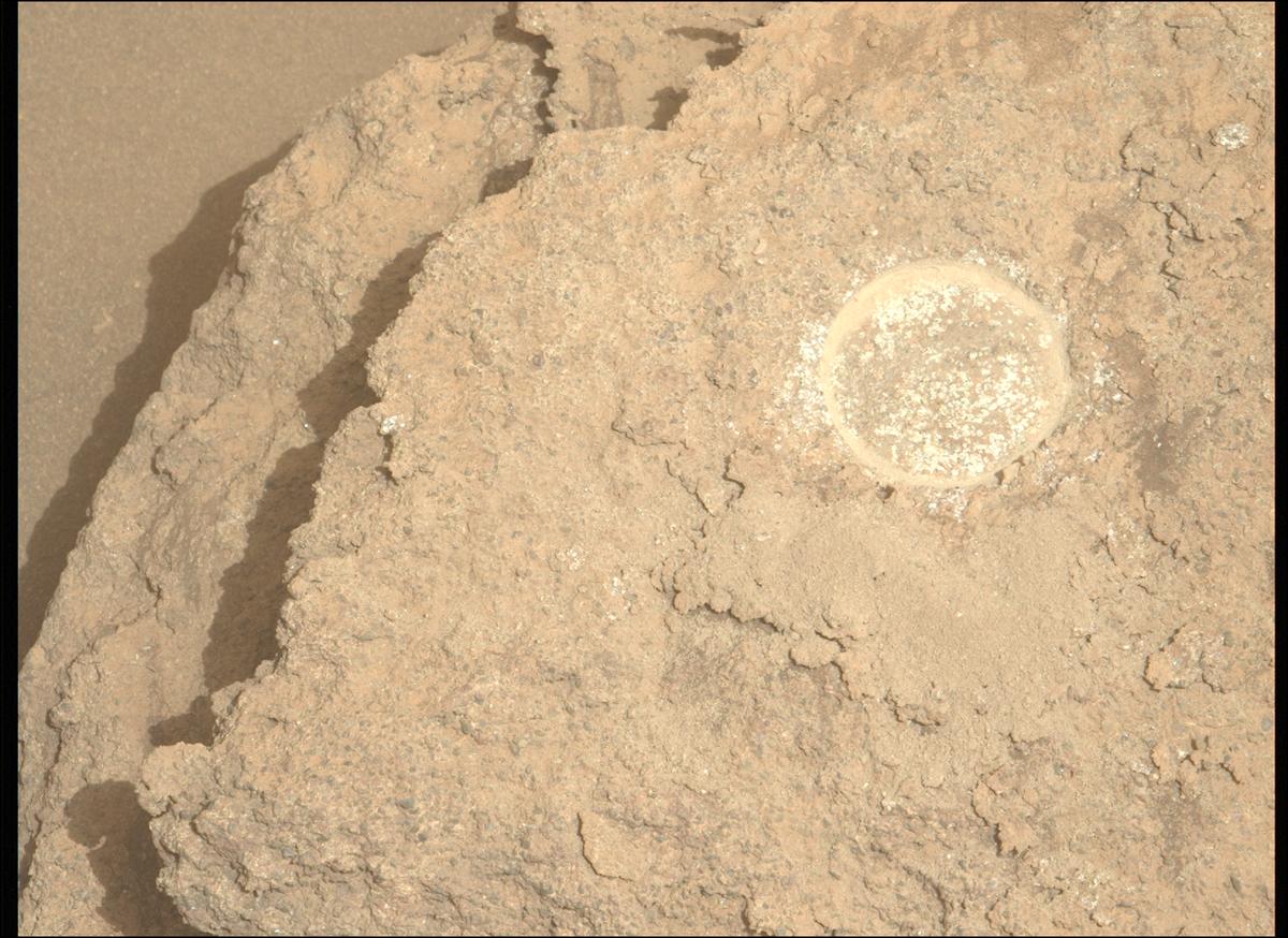 This image was taken by MCZ_LEFT onboard NASA's Mars rover Perseverance on Sol 1195
