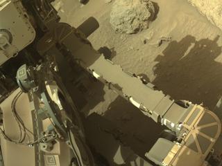 View image taken on Mars, Mars Perseverance Sol 1206: Right Navigation Camera (Navcam)