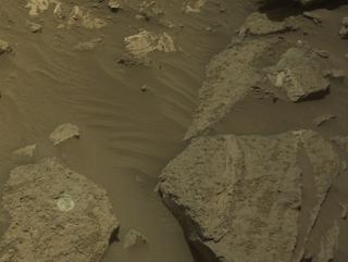 View image taken on Mars, Mars Perseverance Sol 1211: Right Navigation Camera (Navcam)