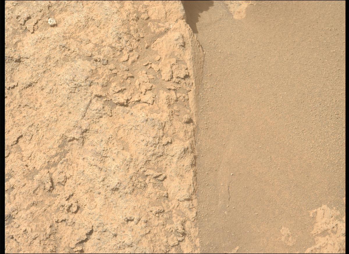 This image was taken by MCZ_LEFT onboard NASA's Mars rover Perseverance on Sol 1217