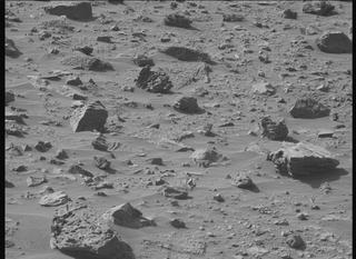 View image taken on Mars, Mars Perseverance Sol 1221: Left Mastcam-Z Camera