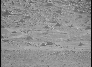 View image taken on Mars, Mars Perseverance Sol 1221: Right Mastcam-Z Camera