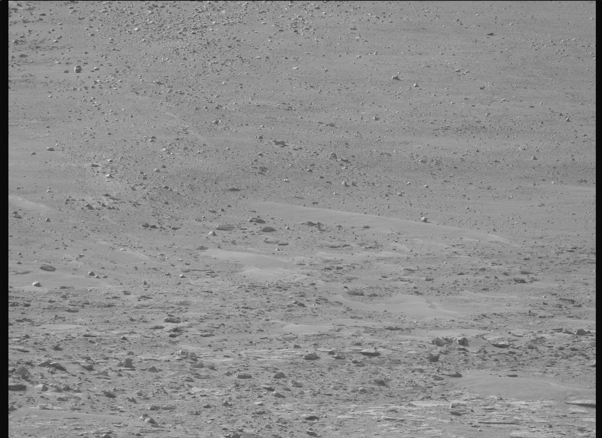 This image was taken by MCZ_RIGHT onboard NASA's Mars rover Perseverance on Sol 1227