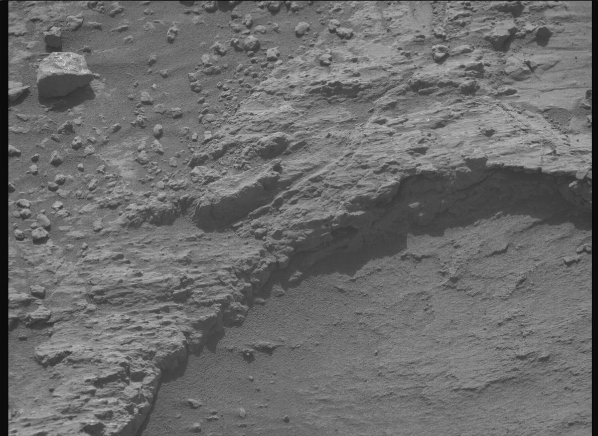 This image was taken by MCZ_RIGHT onboard NASA's Mars rover Perseverance on Sol 1228